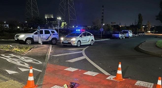 В Киеве пьяный водитель на грузовике сбил двоих человек на пешеходном переходе: суд вынес приговор за смертельное ДТП 1