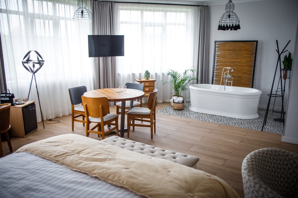 Куда сбежать из Киева на выходные: обзор отеля Bobritsa dacha и ресторана KOMMUNA Kitchen 14