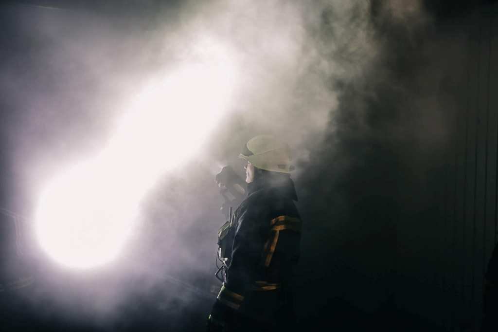 В Киеве сгорела автомойка 1