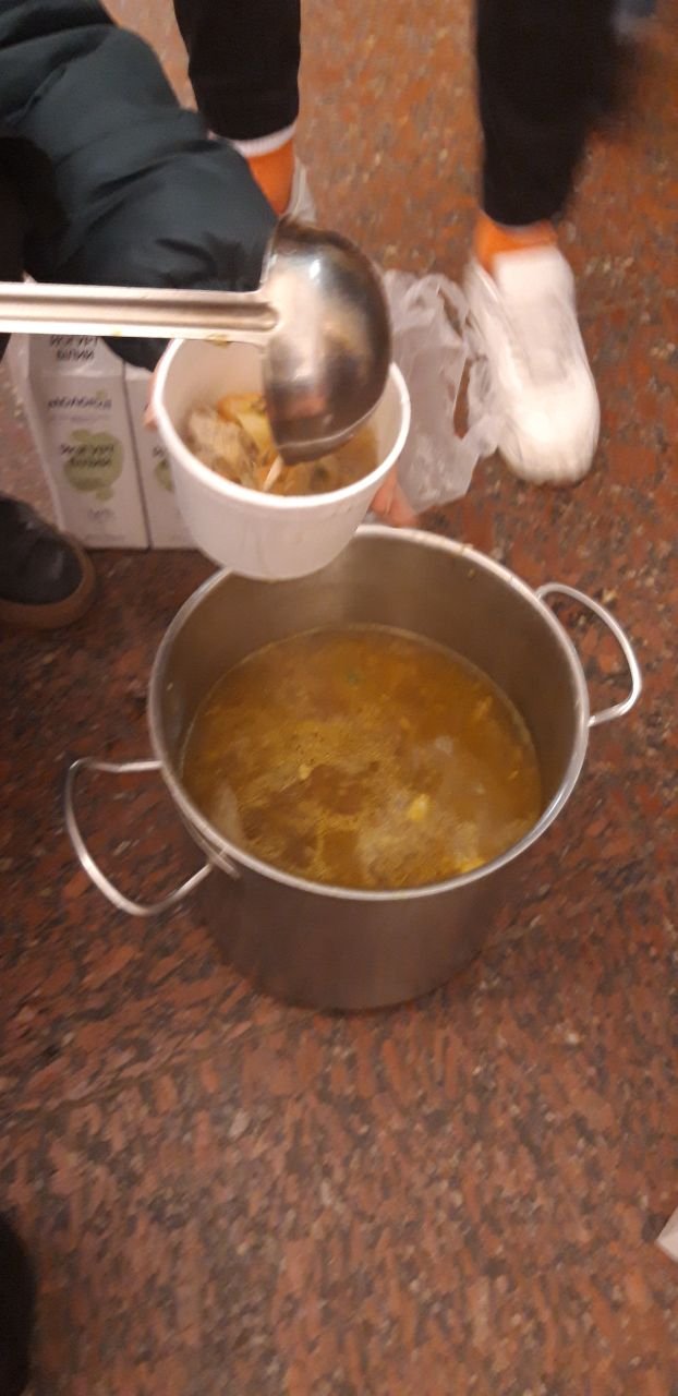 Жизнь в бомбоубежище: как киевляне прожили еще один день войны 7