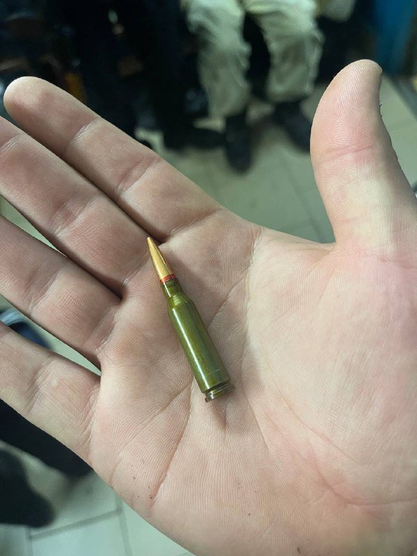 В метро Киева обнаружили диверсантов, которые хранили боеприпасы в игрушке: задержали пять человек 3