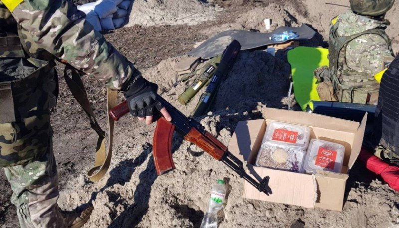 В Киеве объединились рестораны, кейтеринг, перевозчики, волонтеры и готовят тысячи обедов каждый день: как получить помощь или присоединиться 4