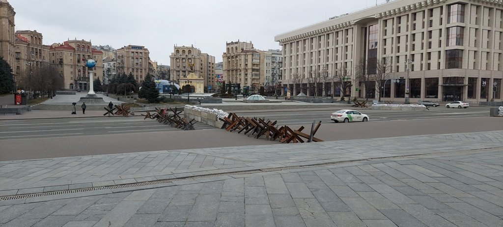 Как выглядит Майдан Независимости и Крещатик на 14й-день войны: фоторепортаж с улиц 3