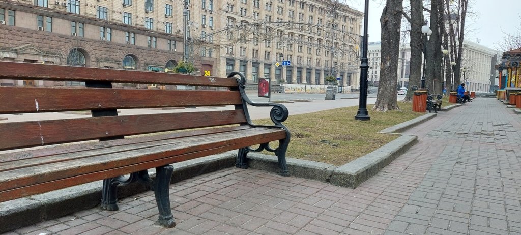 Как выглядит Майдан Независимости и Крещатик на 14й-день войны: фоторепортаж с улиц 9