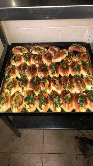 Детские сады Киева ежедневно готовят обеды украинским защитникам 6