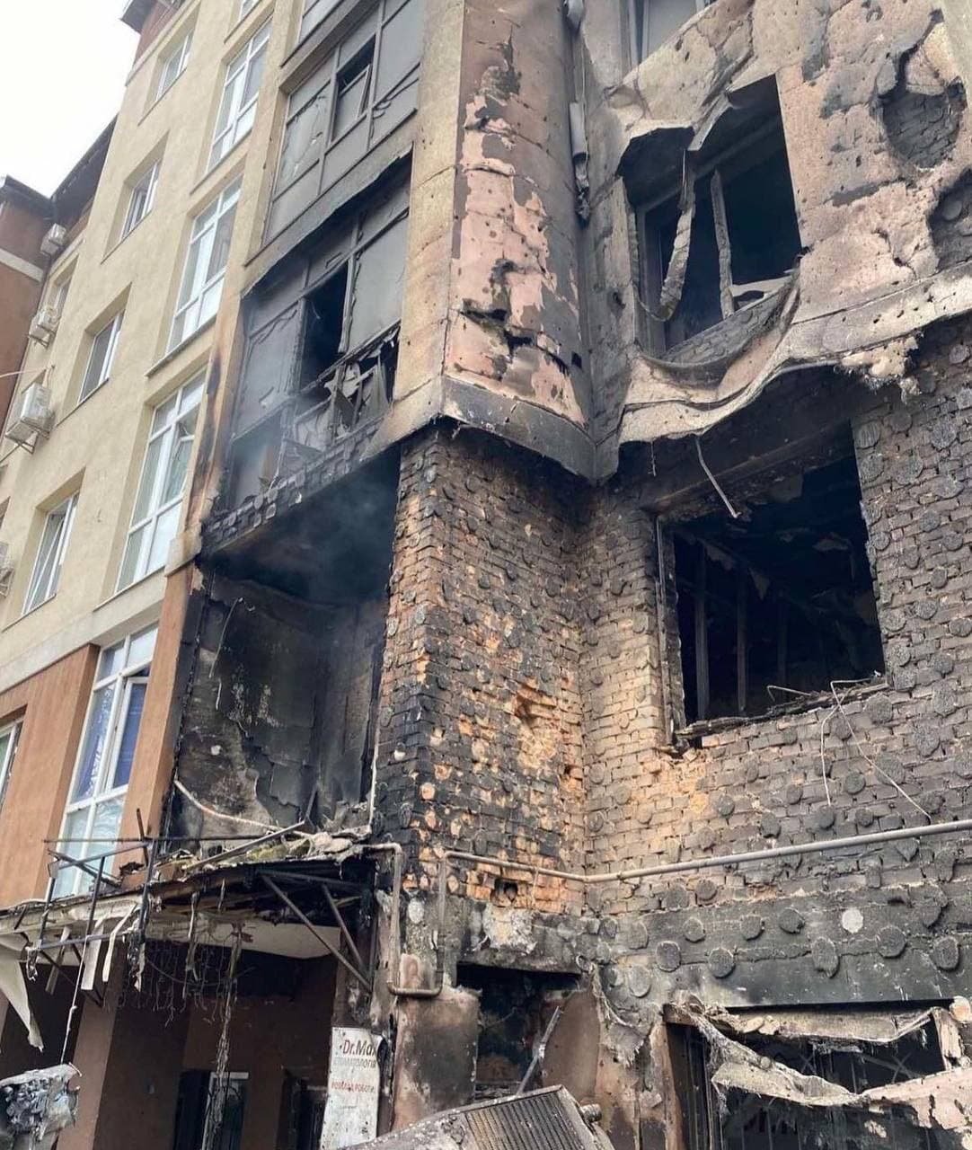 Как выглядит Ирпень за 15 дней войны: видео и фото улиц и домов после обстрелов 4