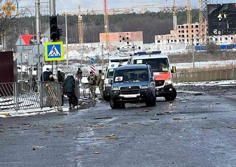 Как выглядит Ирпень за 15 дней войны: видео и фото улиц и домов после обстрелов 8