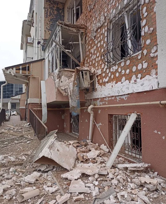 Как выглядит Ирпень за 15 дней войны: видео и фото улиц и домов после обстрелов 22