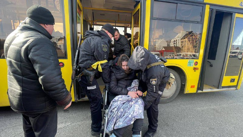 Эвакуация из горячих точек Киевской области 11 марта: из Бучи прибыли первые автобусы 2