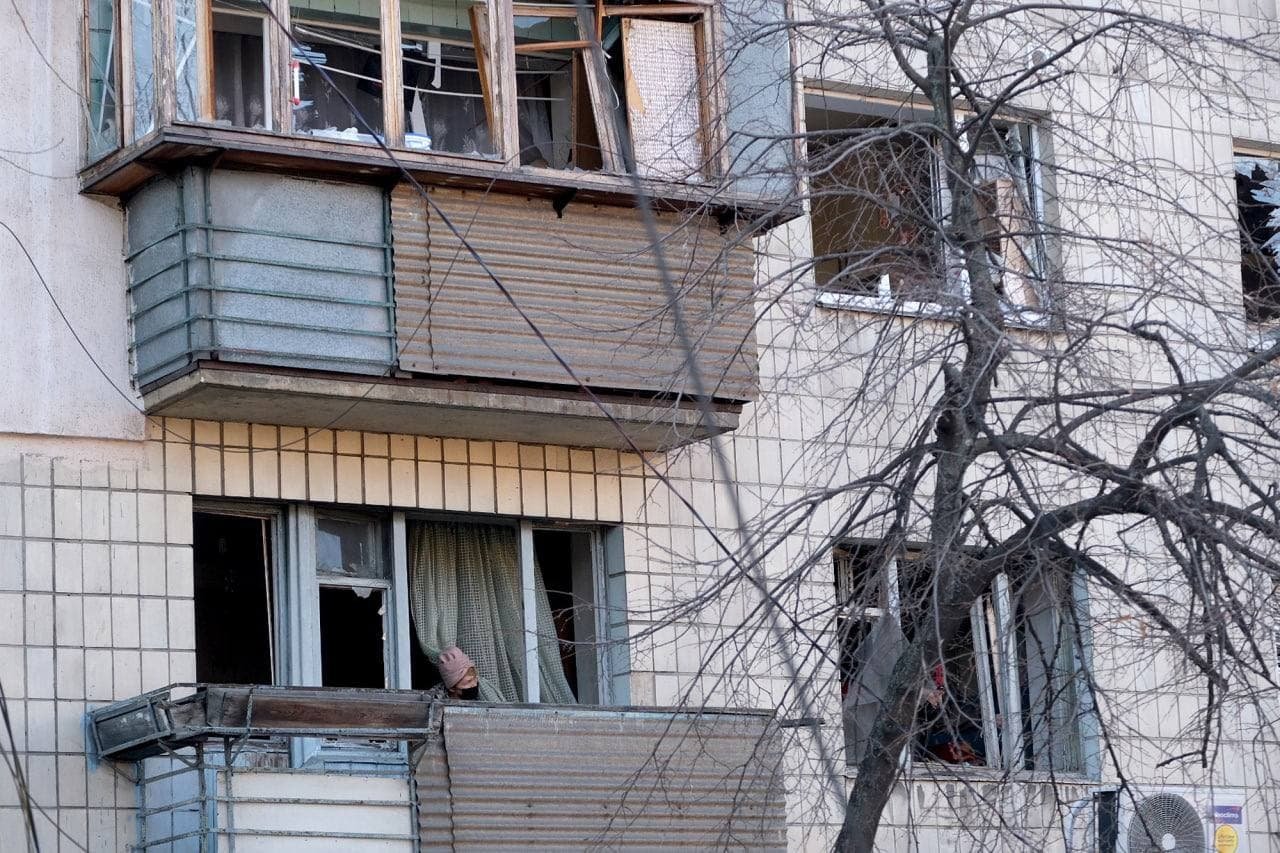 Видео последствий ракетного обстрела на Куреневке: прокуратура начала расследование 7