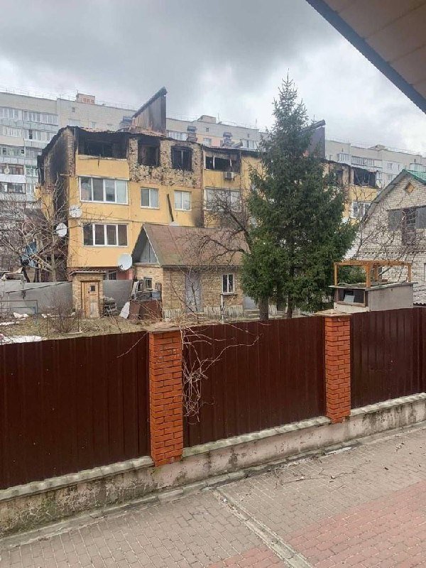 Как выглядит Ирпень за 22 дня войны: видео и фото улиц и домов после обстрелов 8
