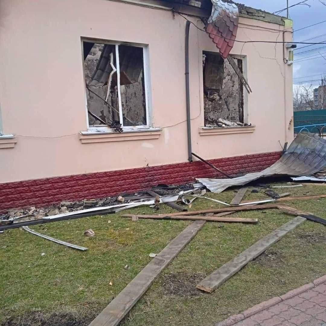 Как выглядит Ирпень за 22 дня войны: видео и фото улиц и домов после обстрелов 31