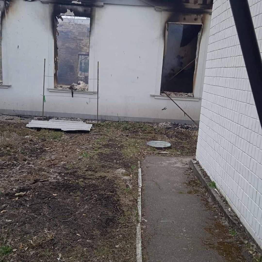 Как выглядит Ирпень за 22 дня войны: видео и фото улиц и домов после обстрелов 32