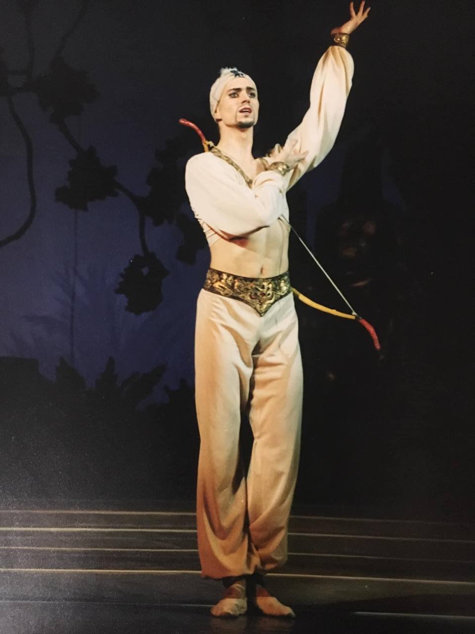 В Киеве от обстрелов погибли заслуженная артистка Украины Оксана Швец и солист балета Национальной оперы Артем Дацишин 3