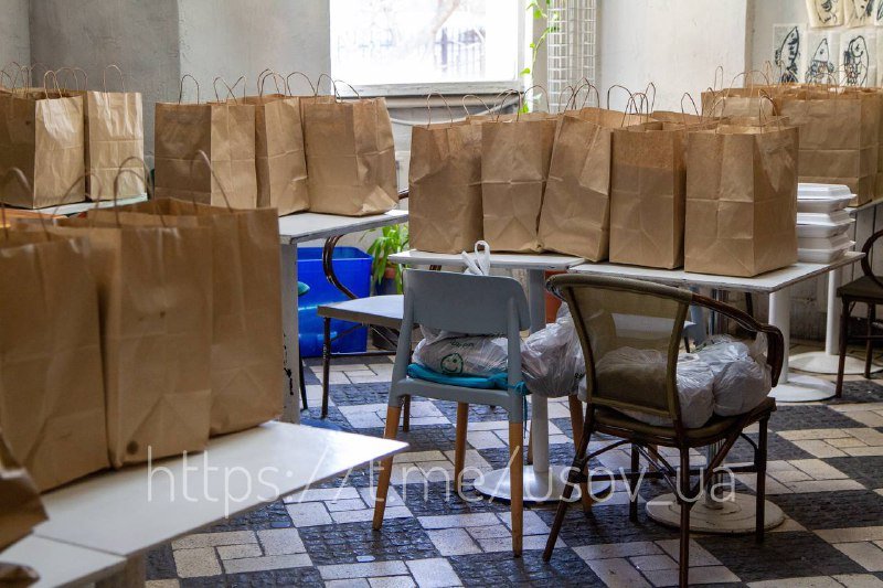 В Киеве откроют еще три ресторана "Паляниця", в которых бесплатно кормят пенсионеров 5