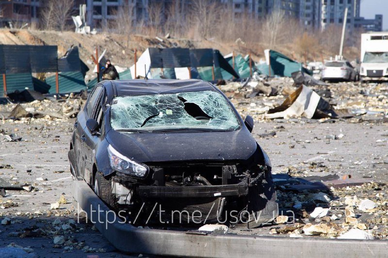 Последствия ракетного удара по ТРЦ в Подольском районе 9