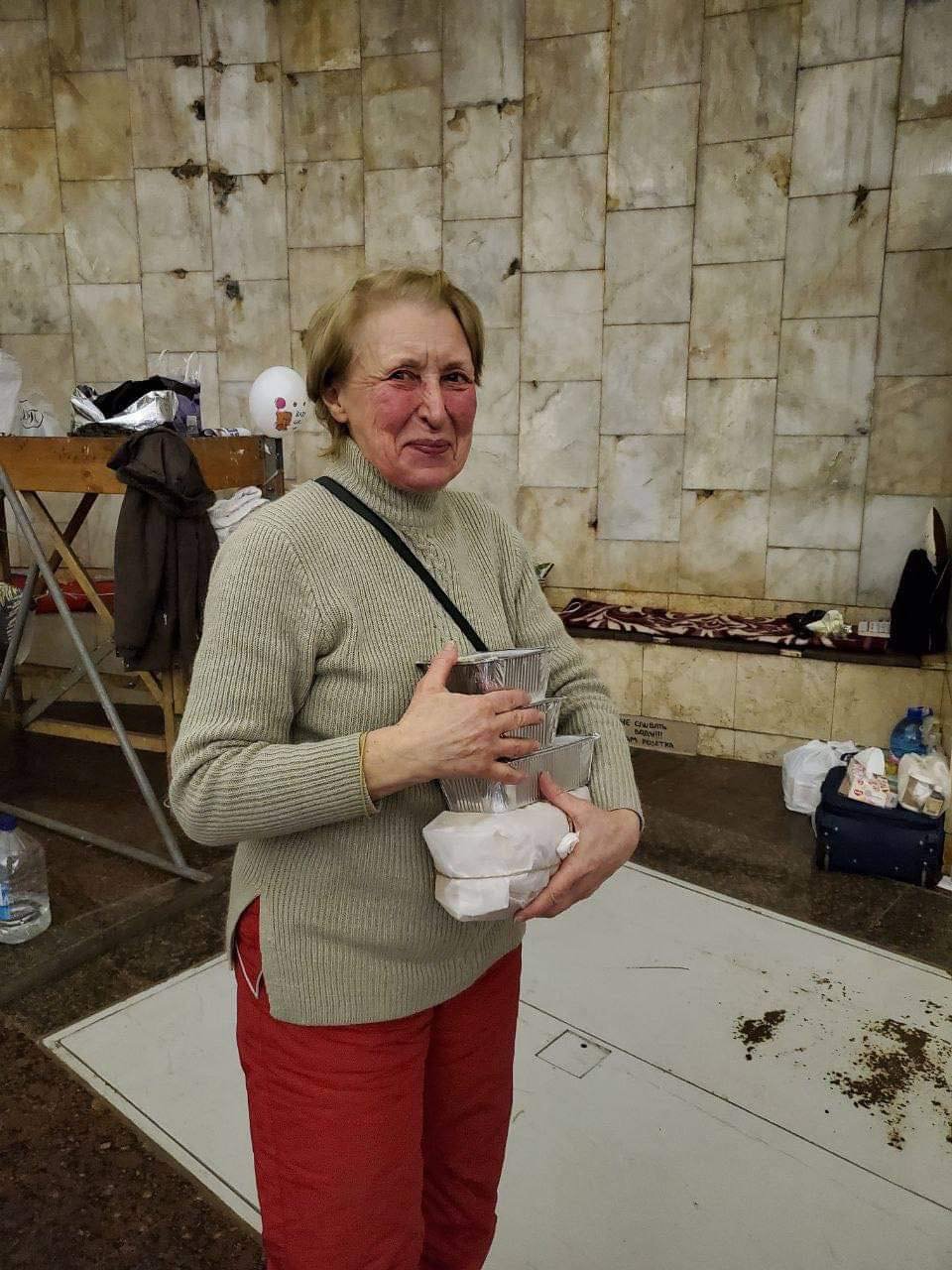 В Киеве пекарня Good Bread from Good People каждый день готовит полтысячи буханок хлеба для ВСУ, ТРО и нуждающихся: им нужна помощь 1