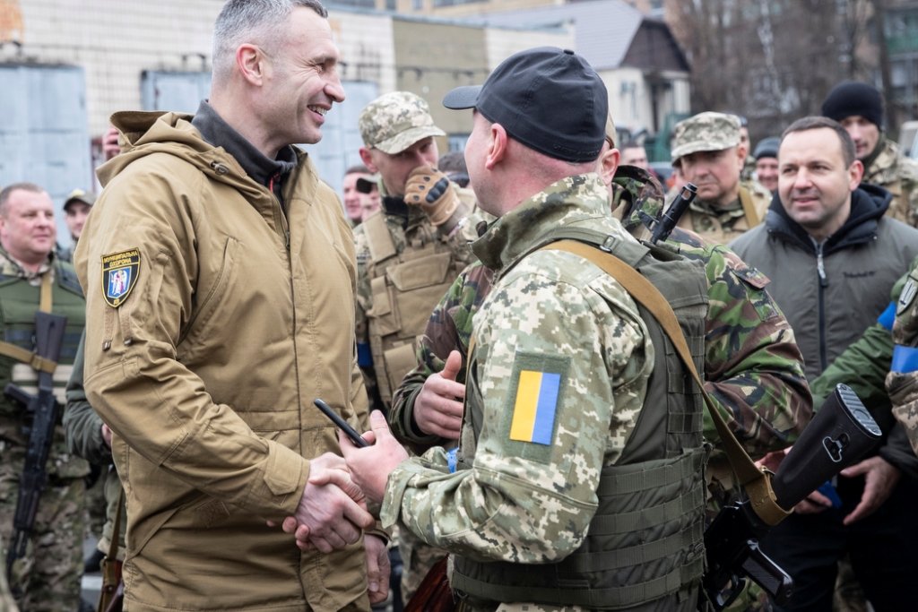 В Киеве создали отдельную охранную роту для защиты объектов критической инфраструктуры 2