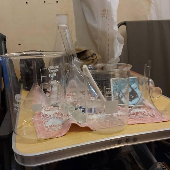 В Деснянском районе накрыли нарколабораторию с метадоном на 300 тысяч гривен 4