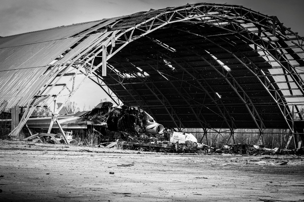 «Мрія» никогда не умрет: как сейчас выглядит легендарный самолет и аэропорт в Гостомеле 14