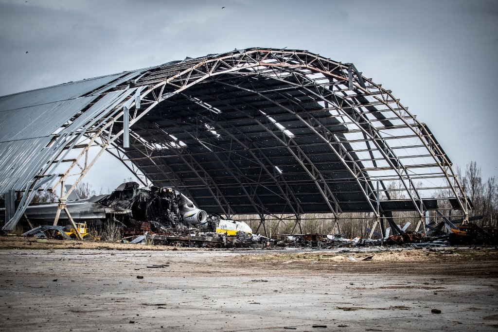 «Мрія» никогда не умрет: как сейчас выглядит легендарный самолет и аэропорт в Гостомеле 18