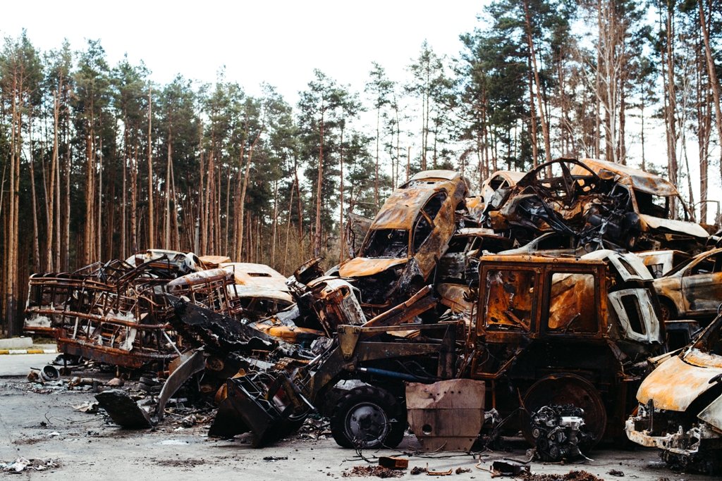 Ситуация с электричеством, разрушениями и разминированием в Киевской области: фоторепортаж 5