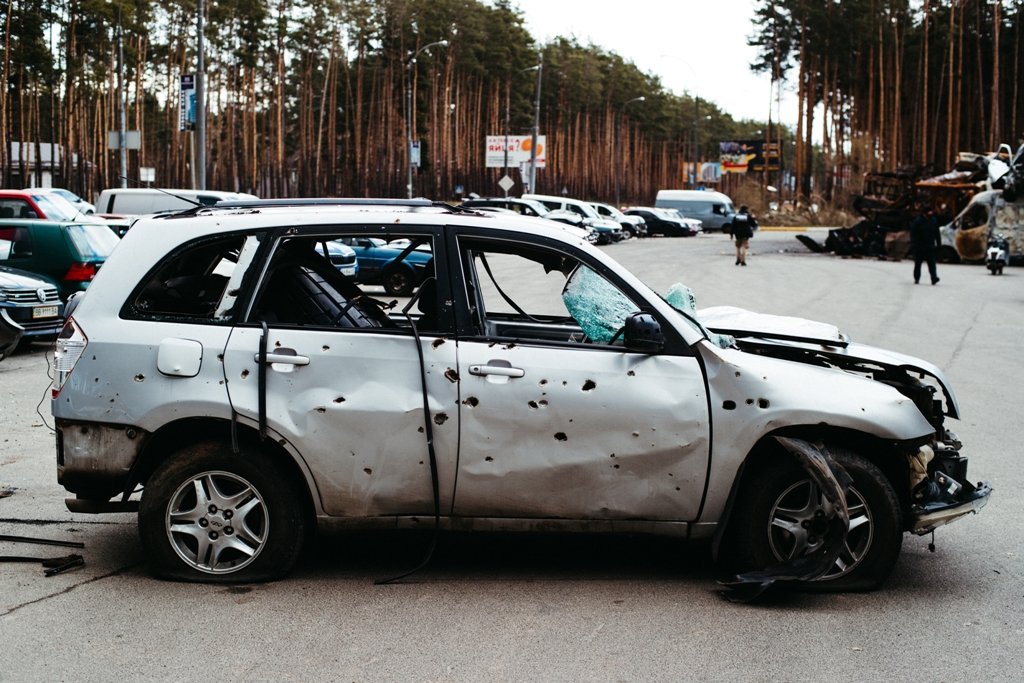 Ситуация с электричеством, разрушениями и разминированием в Киевской области: фоторепортаж 6
