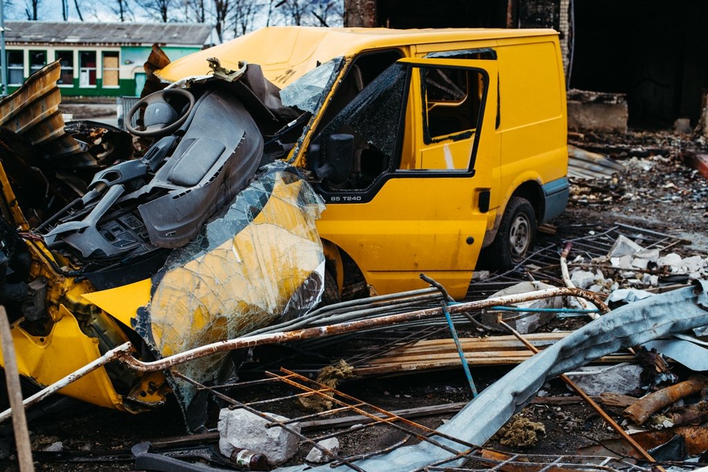 Ситуация с электричеством, разрушениями и разминированием в Киевской области: фоторепортаж 7