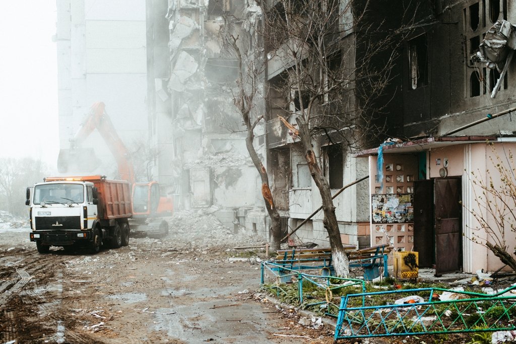 Ситуация с электричеством, разрушениями и разминированием в Киевской области: фоторепортаж 20