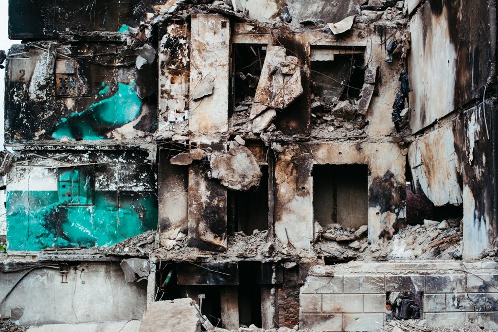 Ситуация с электричеством, разрушениями и разминированием в Киевской области: фоторепортаж 22