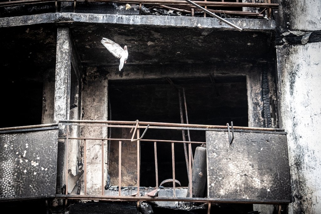 В Киеве обследуют разрушенные обстрелами дома: когда жильцы смогут вернуться в квартиры 6