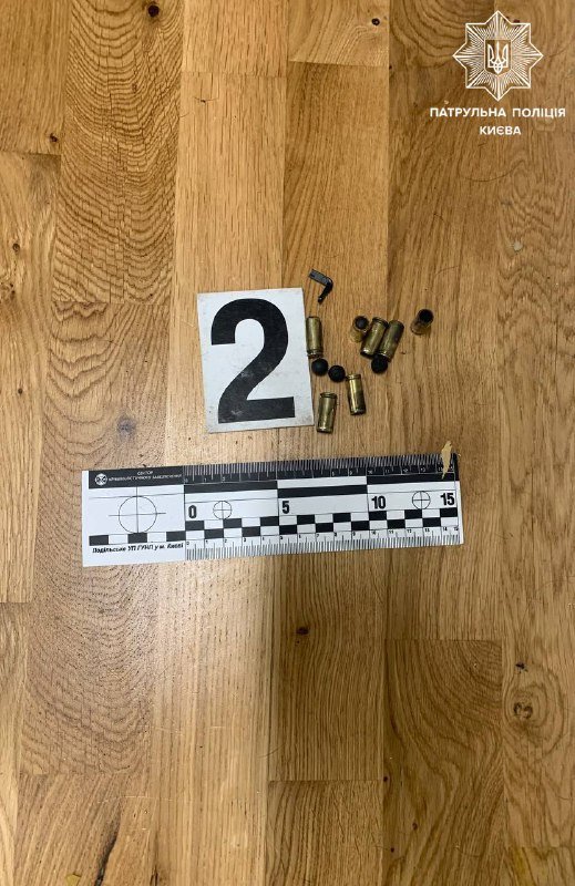 В Киеве обстреляли патрульных, которые приехали на вызов 3