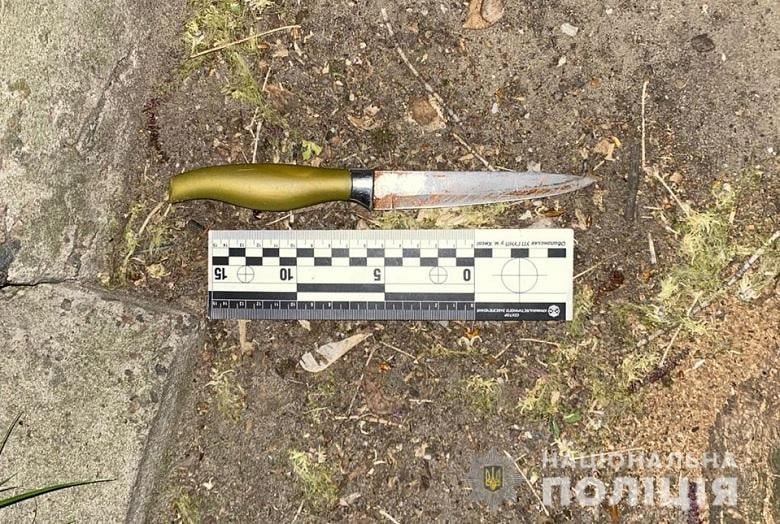 В Киеве женщина кухонным ножом зарезала своего сожителя 3