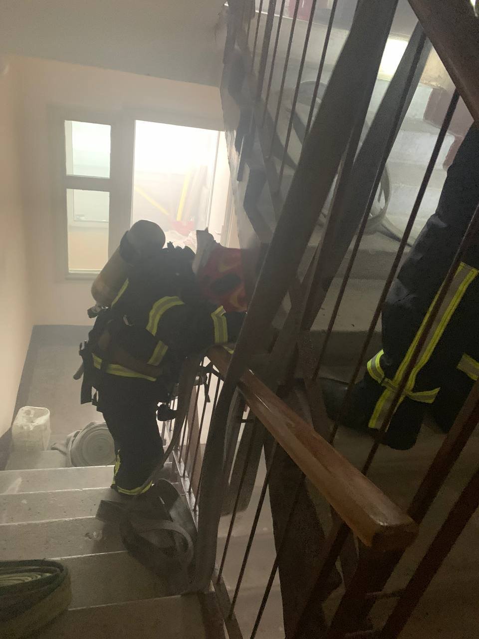 В Голосеевском районе Киева сгорела квартира в многоэтажке 5