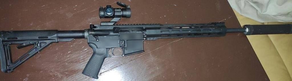 Под Киевом мужчина обстрелял жилые дома соседей из охотничьего ружья 4