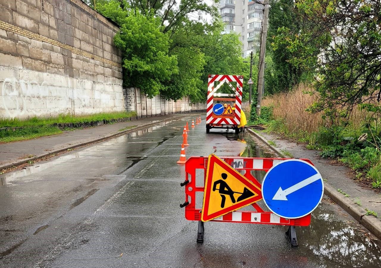 В Киеве из-за дождя коммунальщики работают в усиленном режиме 4
