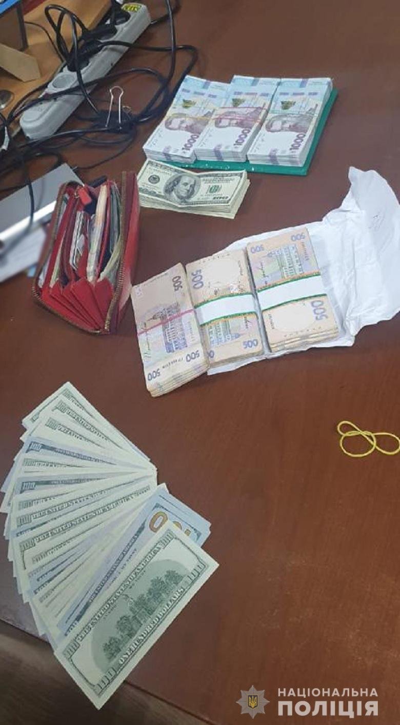 Пытался продать авто, предназначенные для ВСУ: в Киеве задержали псевдоволонтера 1