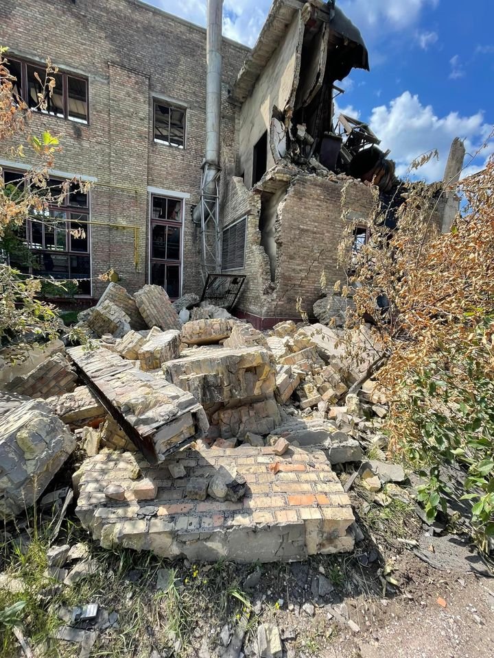 Ракетний обстріл ДВРЗ наніс понад 221 мільйон гривень збитків довкіллю Києва 3