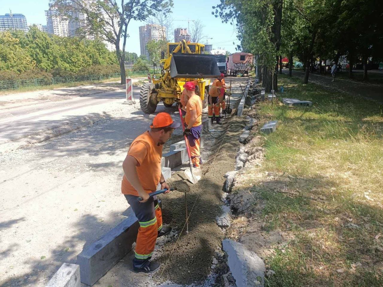 У Києві продовжується ремонт вулиці Ентузіастів: на якому етапі ремонт 6