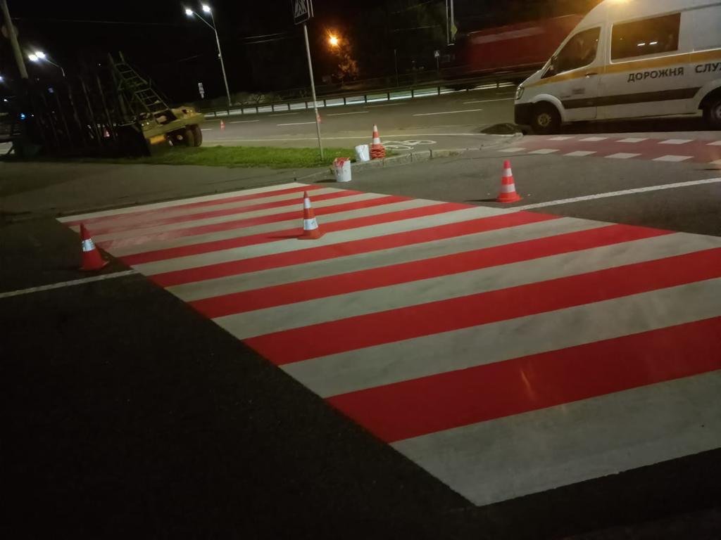 у Києві відновили дорожню розмітку майже на 190 вулицях 1