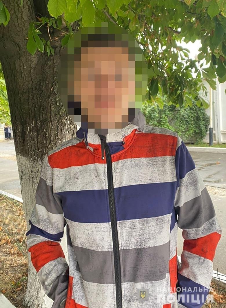 У Києві чоловік намагався пронести гранату у поїзд 1