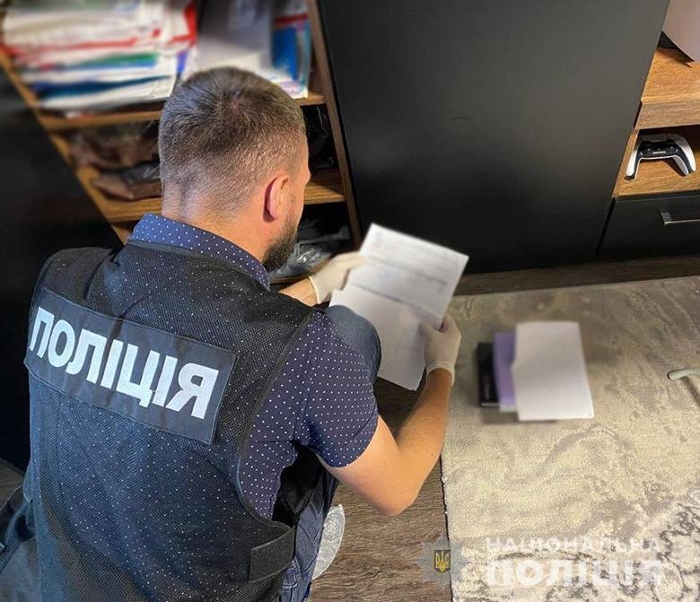 У Києві шахраї підробили документи та продали квартиру померлого чоловіка 2