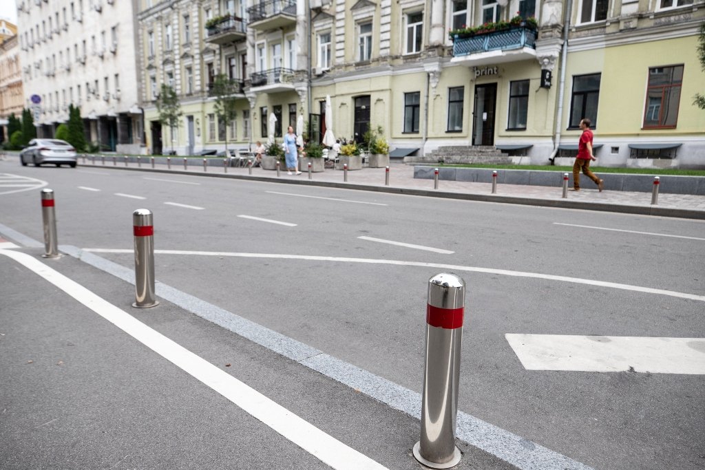 Нове покриття, бруківка, парковка і велодоріжки: як виглядає вулиця Івана Франка в Києві після капремонту 13