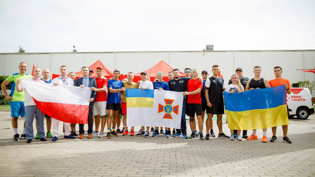 «Ультрамарафон вдячності»: український рятувальник пробіг 850 кілометрів з Києва до Варшави за 14 днів 3