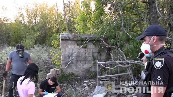 У Києві чоловік через ревнощі мотузкою задушив свого товариша та закопав його тіло 1
