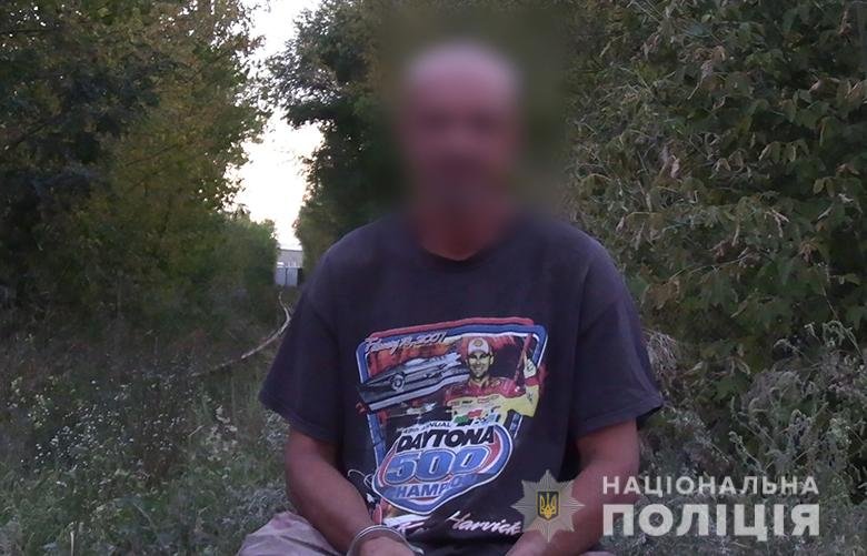 У Києві чоловік через ревнощі мотузкою задушив свого товариша та закопав його тіло 3