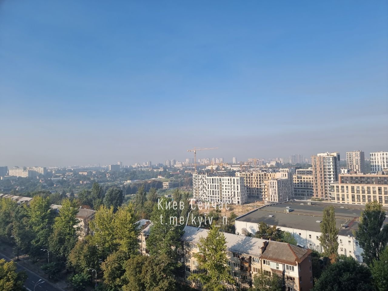 Зачинити вікна та не виходити на вулицю: у Києві сильне задимлення повітря 1