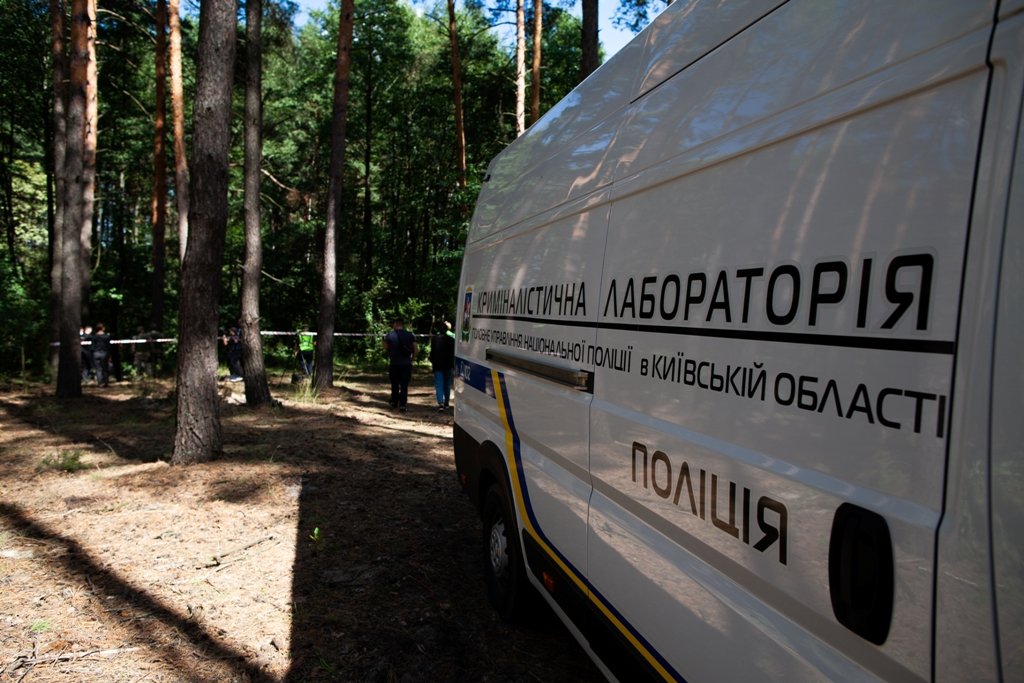 Зараз тіло убитого скерували на судмедекспертизу для встановлення остаточних причин загибелі