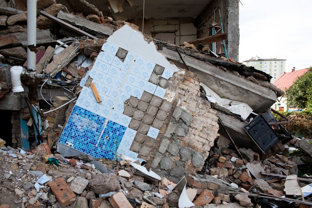 Мешканці будинку досі не розуміють - де їм жити далі