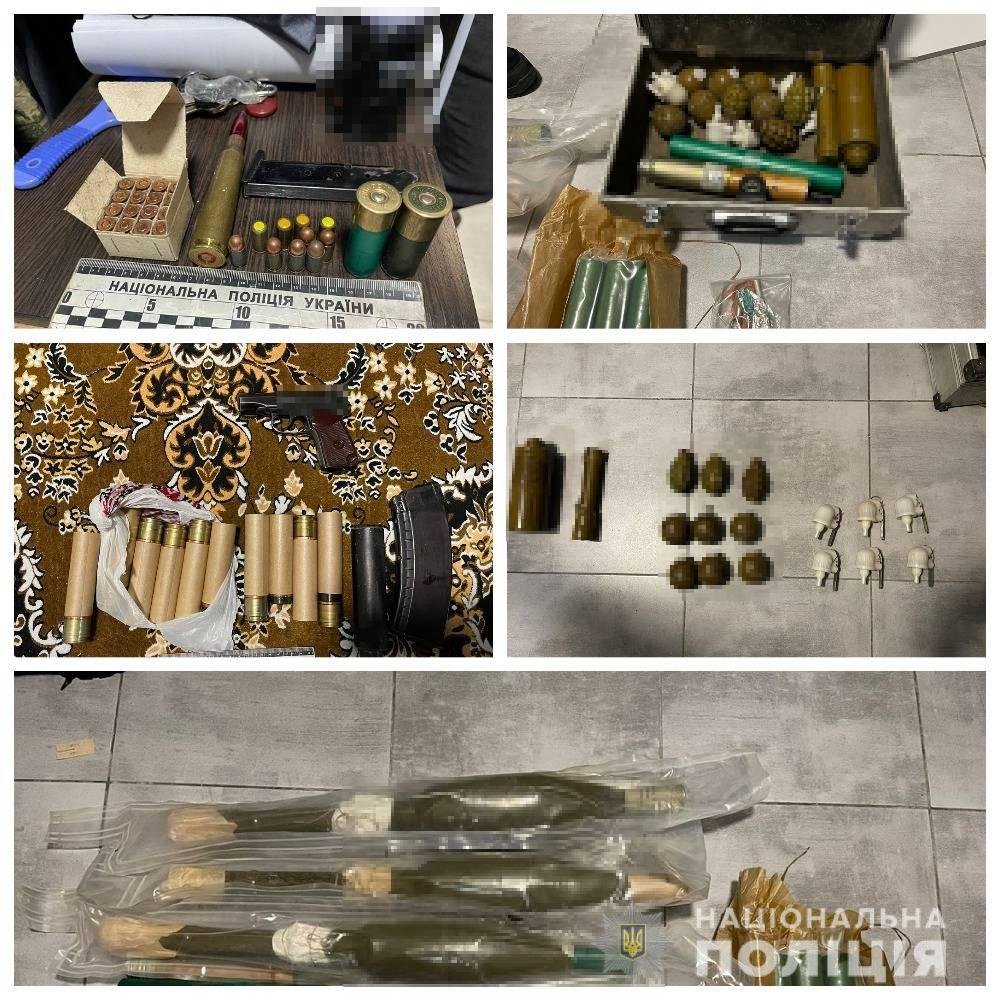 По Києву їздив чоловік з арсеналом зброї та боєприпасів у авто 1